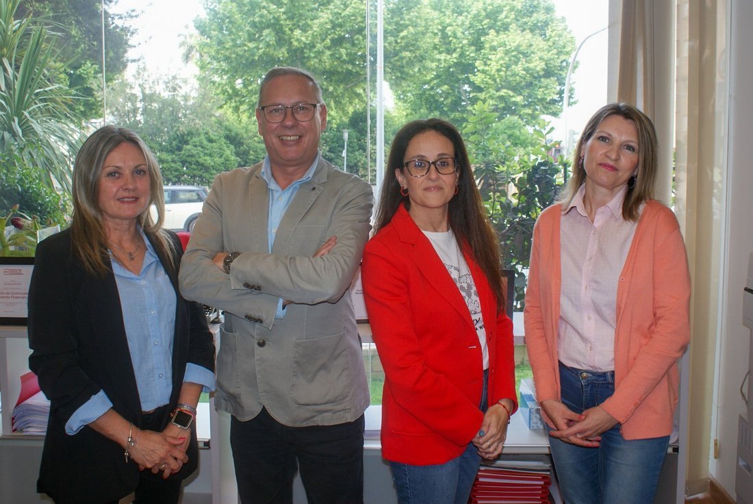 Equipo de la Agencia Juan Miguel Martí Boix, agencia exclusiva Occident